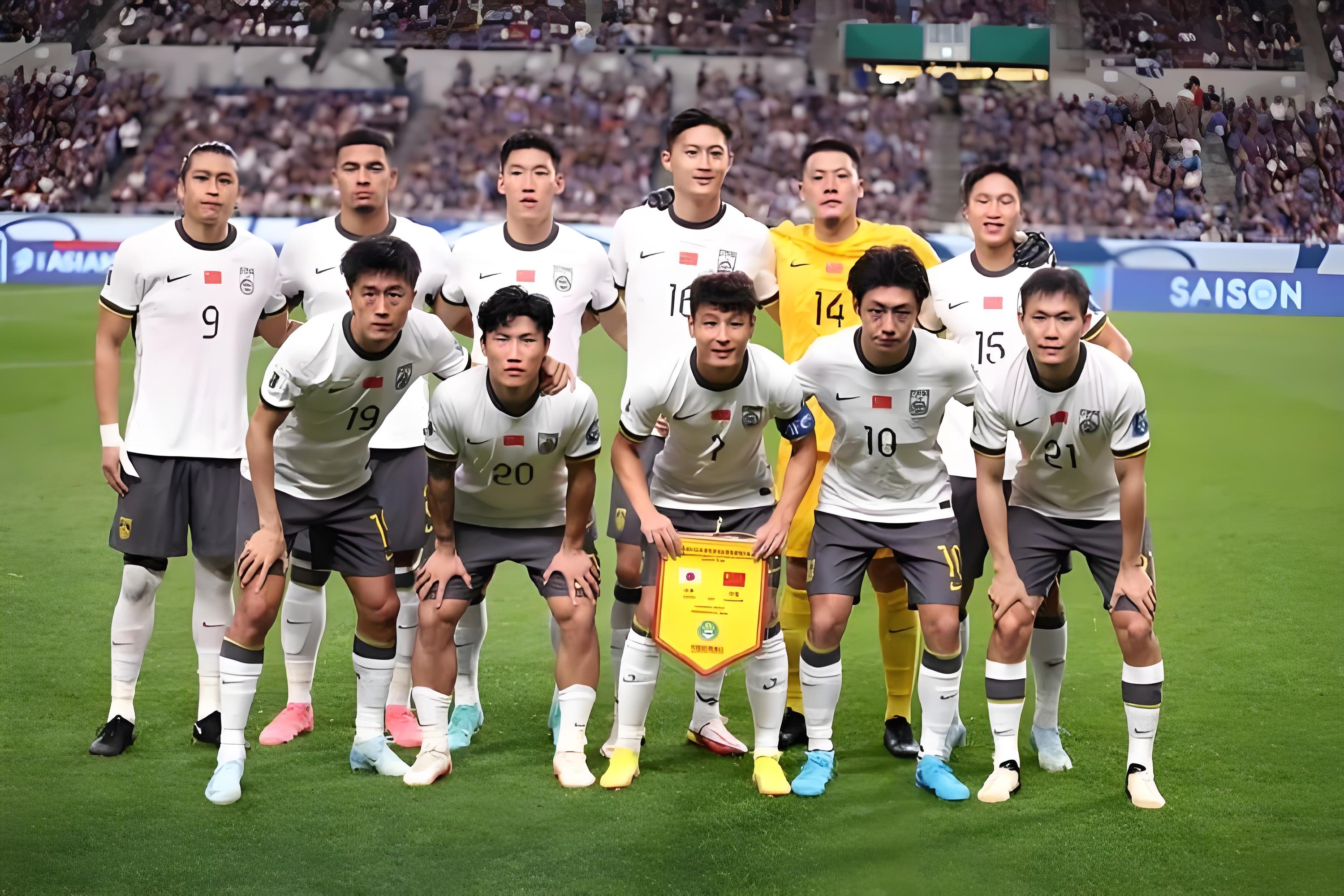 亚洲足坛争霸赛正进行，国内球员热血挑战豪强的简单介绍